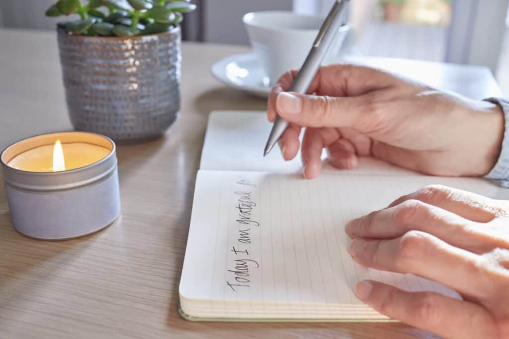 Cover image for the ESL video lesson plan Gratitude Journaling