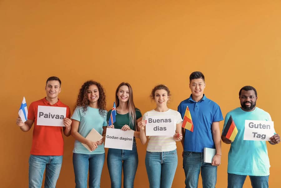 Cover image for the free ESL video lesson plan How Being Bilingual Enhances Creativity